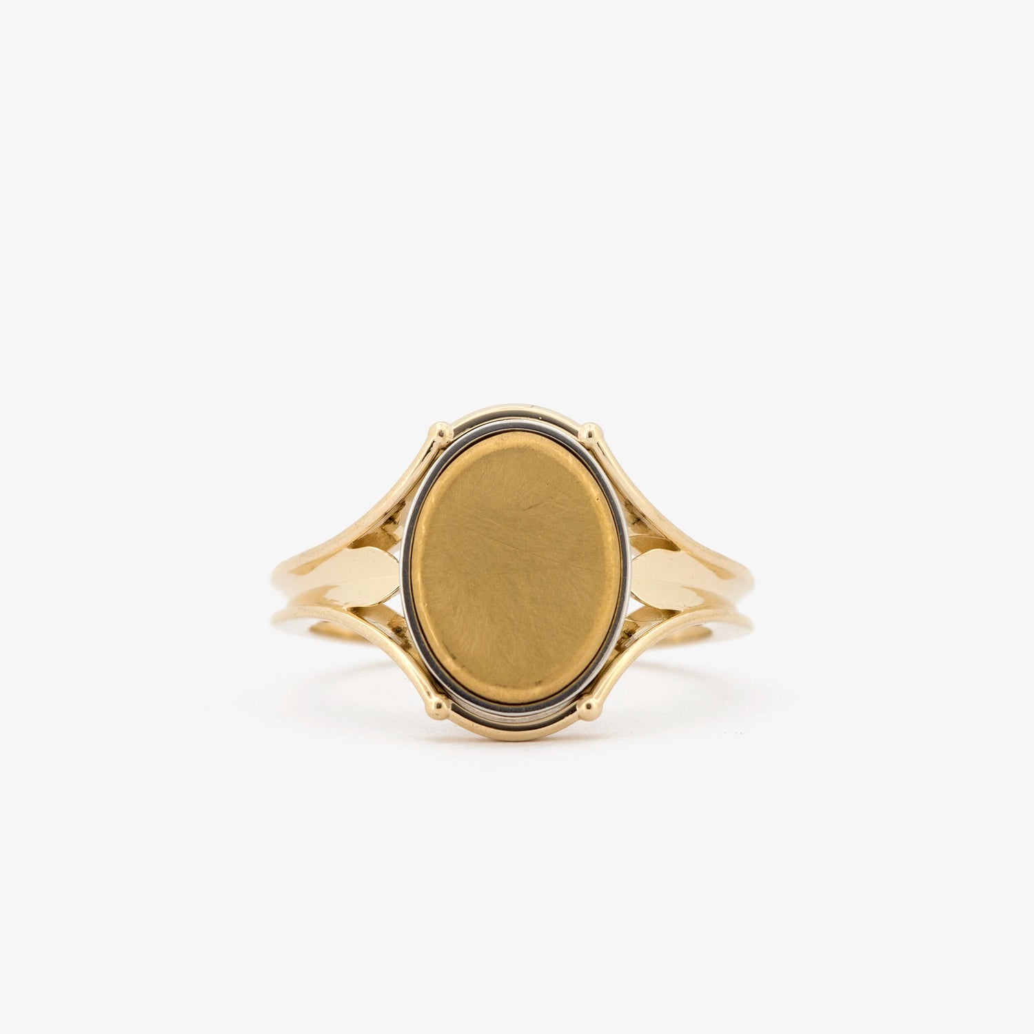 Oval Signet