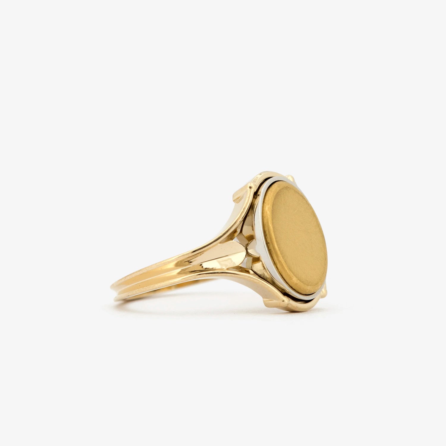 Oval Signet